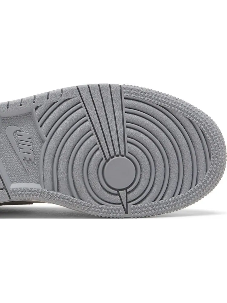 Кроссовки Air Jordan 1 Low GS Vintage Grey — изображение 5 из 8, серый