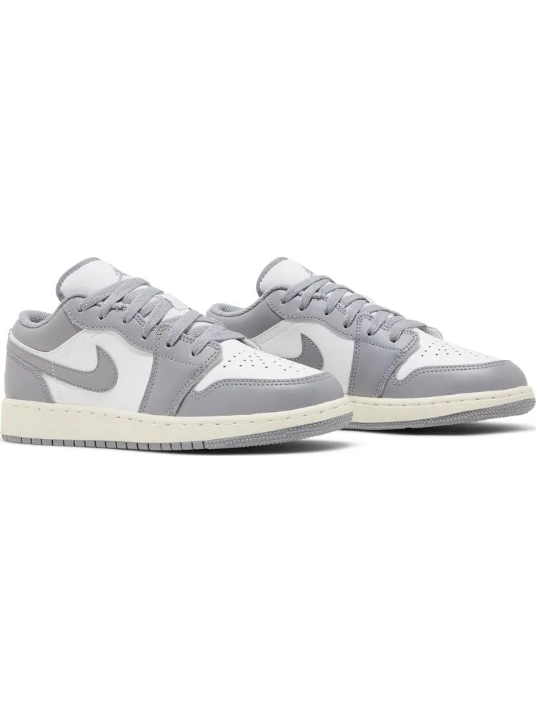 Кроссовки Air Jordan 1 Low GS Vintage Grey — изображение 8 из 8, серый