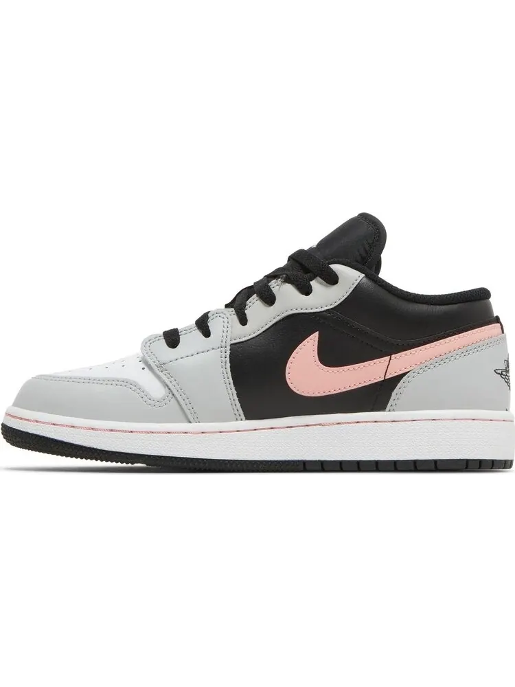 Кроссовки Air Jordan 1 Low GS Grey Fog Bleached Coral — изображение 3 из 8, черный