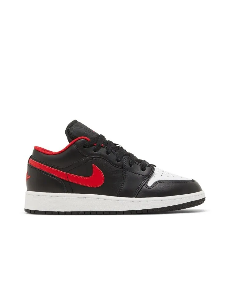 Кроссовки Air Jordan 1 Low GS — изображение 1 из 4, черный