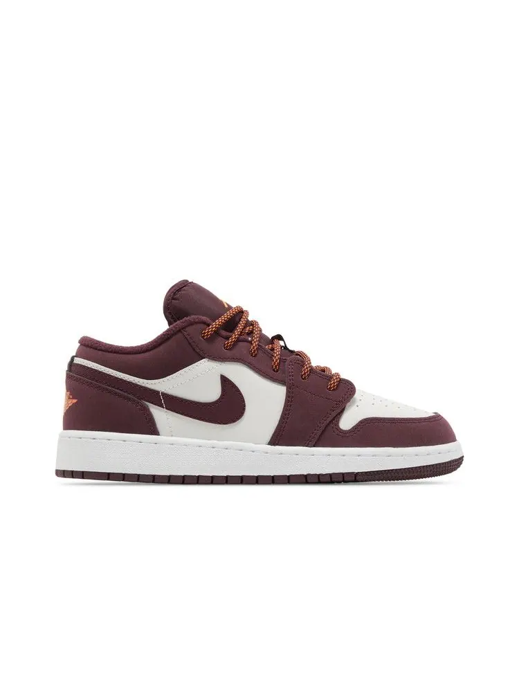 Кроссовки Air Jordan Air Jordan 1 Low GS 'Night Maroon' — изображение 2 из 9, оранжевый/белый