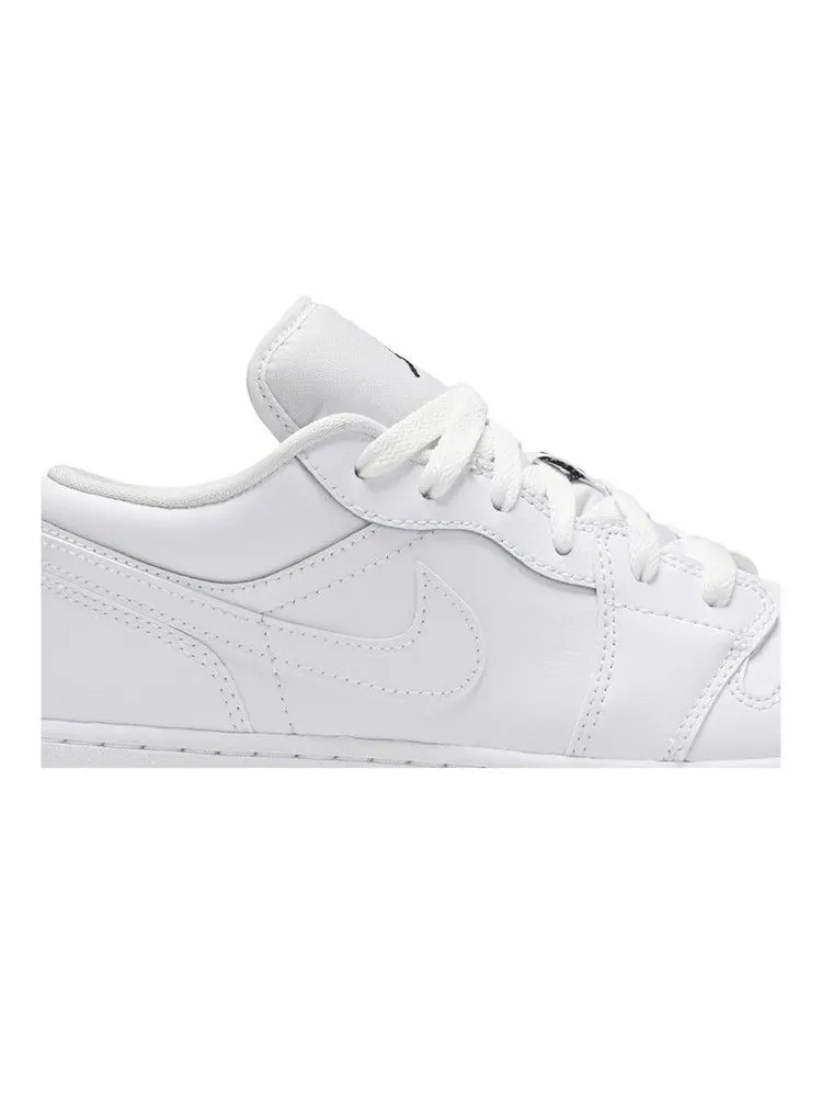 Кроссовки Air Jordan Air Jordan 1 Low GS 'White Black' — изображение 3 из 9, белый/черный/белый