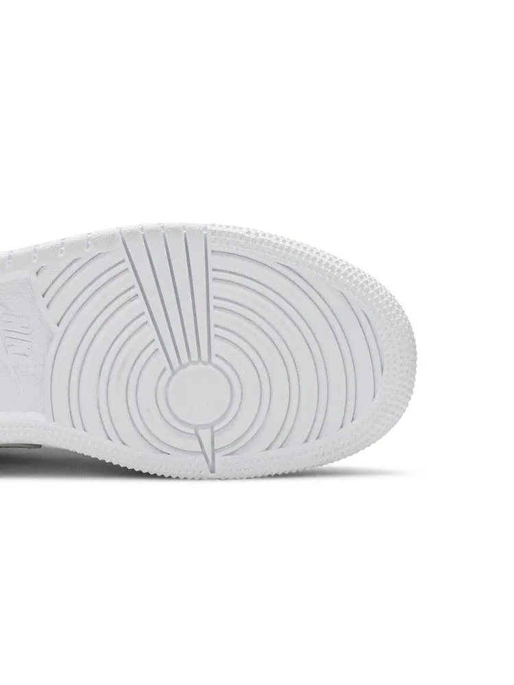 Кроссовки Air Jordan Air Jordan 1 Low GS 'White Black' — изображение 6 из 9, белый/черный/белый