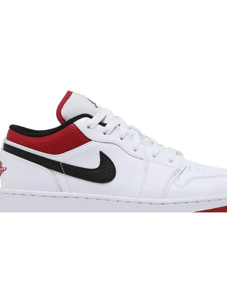 Кроссовки Air Jordan 1 Low GS White Gym — изображение 2 из 8, белый красный