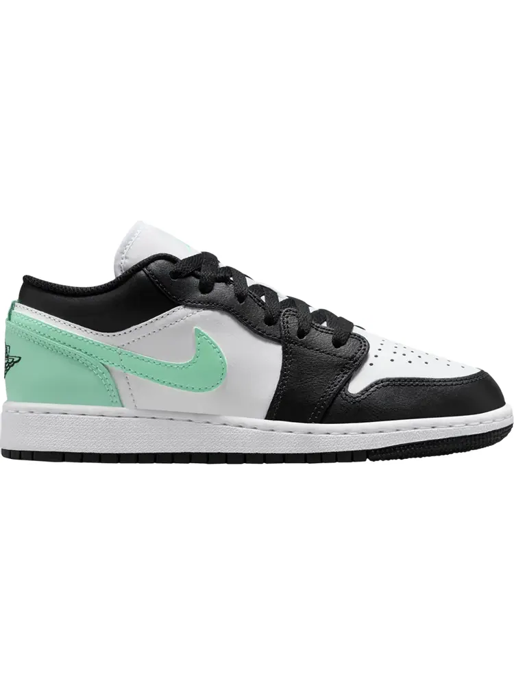 Кроссовки Air Jordan 1 Low GS 'Green Glow' — изображение 1 из 6, белый