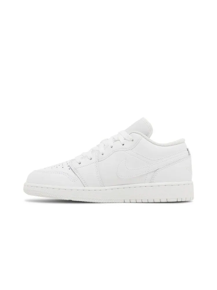 Кроссовки Air Jordan Air Jordan 1 Low GS 'Triple White' 2023 — изображение 4 из 9, белый/белый/белый