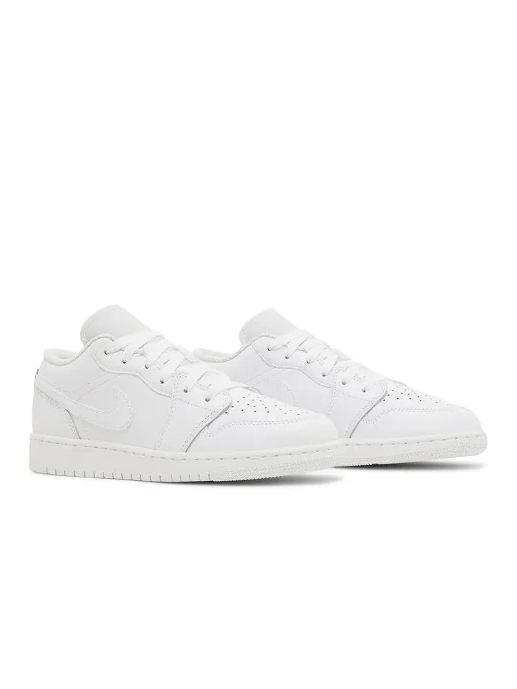 Кроссовки Air Jordan Air Jordan 1 Low GS 'Triple White' 2023 — изображение 9 из 9, белый/белый/белый