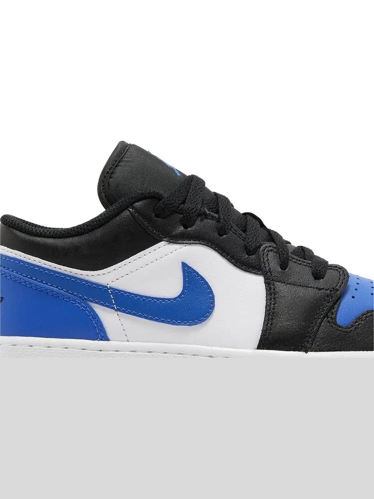 Кроссовки Air Jordan 1 Low GS 'Alternate Royal Toe' — изображение 2 из 4, синий