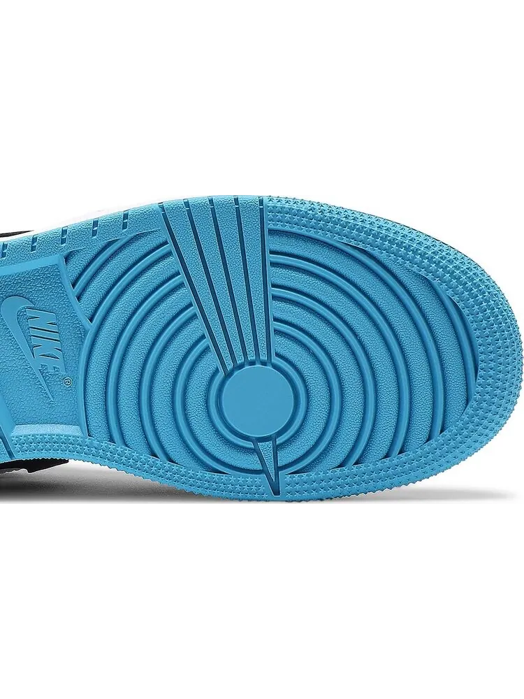 Кроссовки Air Jordan 1 Low GS UNC — изображение 5 из 7, белый