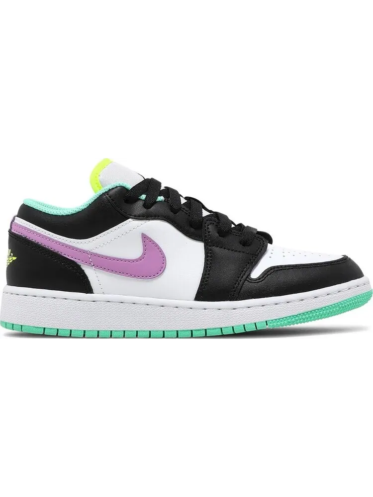 Кроссовки Air Jordan 1 Low GS White Violet Shock — изображение 1 из 8, белый