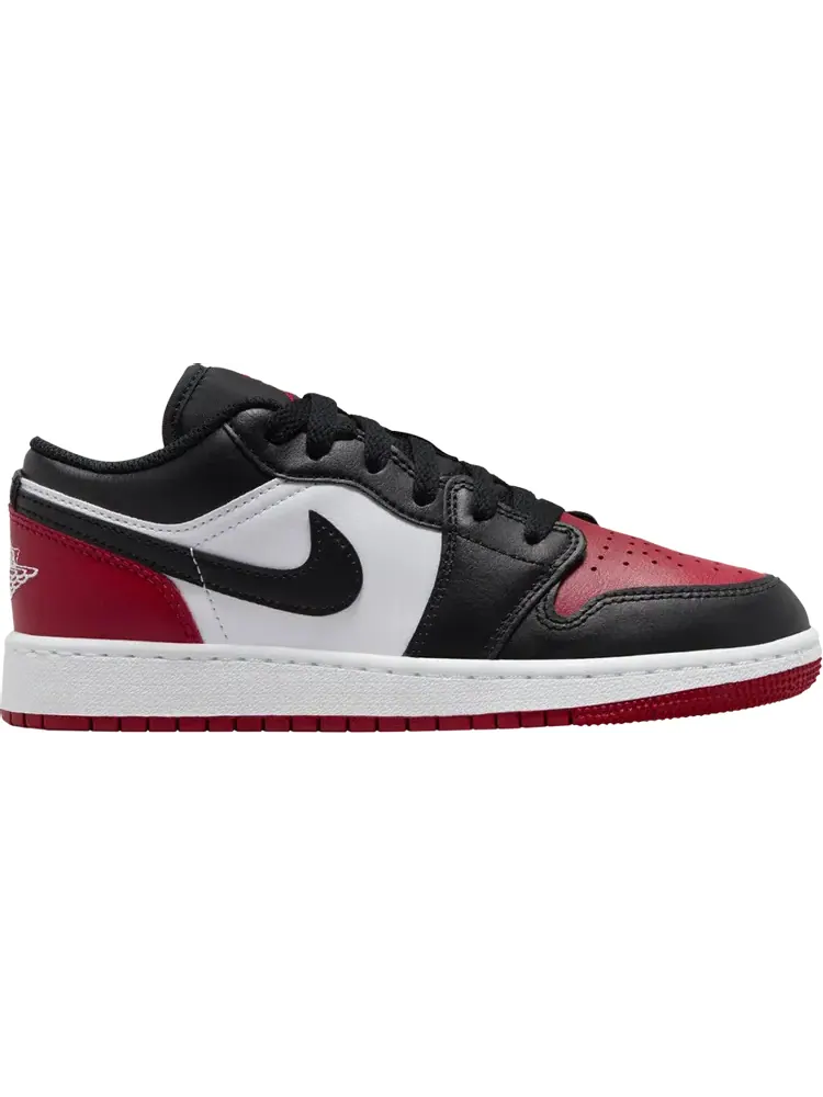 Кроссовки Air Jordan 1 Low GS 'Bred Toe 2.0' — изображение 1 из 1, красный