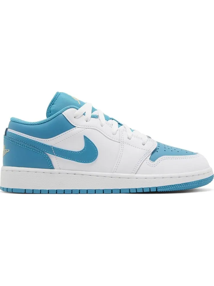 Кроссовки Air Jordan 1 Low GS 'Aquatone' — изображение 1 из 4, белый