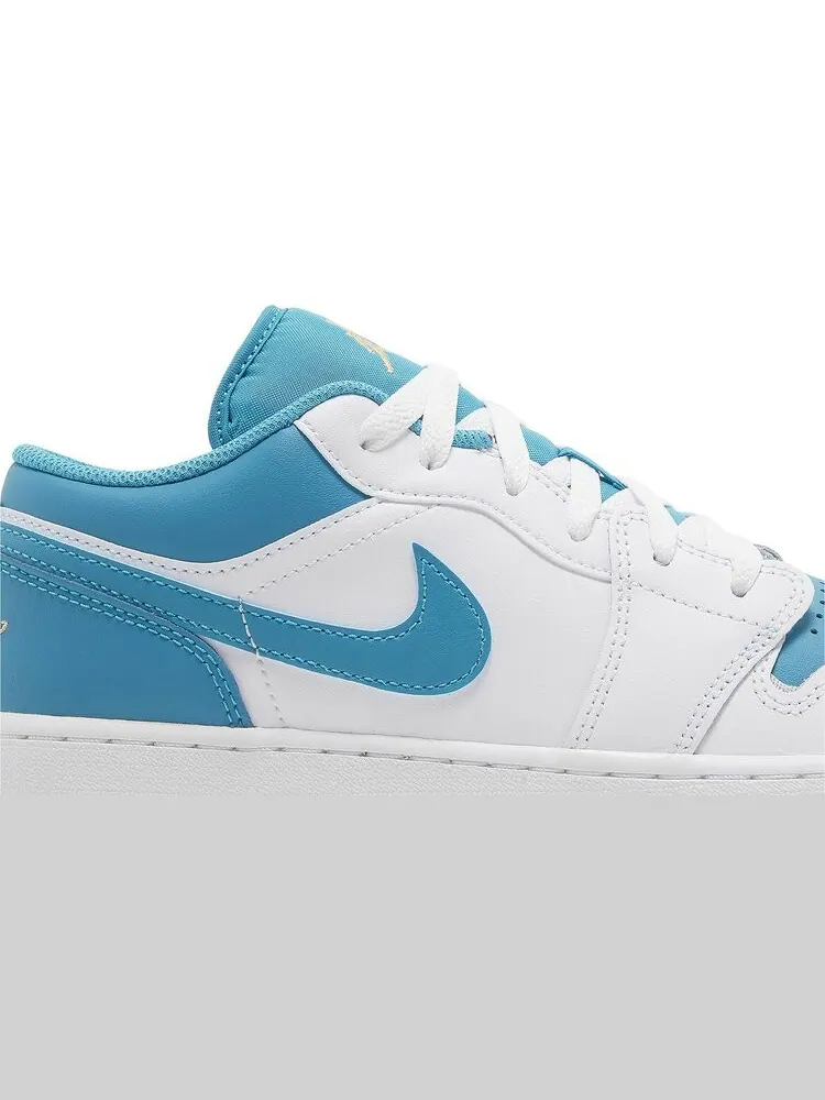 Кроссовки Air Jordan 1 Low GS 'Aquatone' — изображение 2 из 4, белый