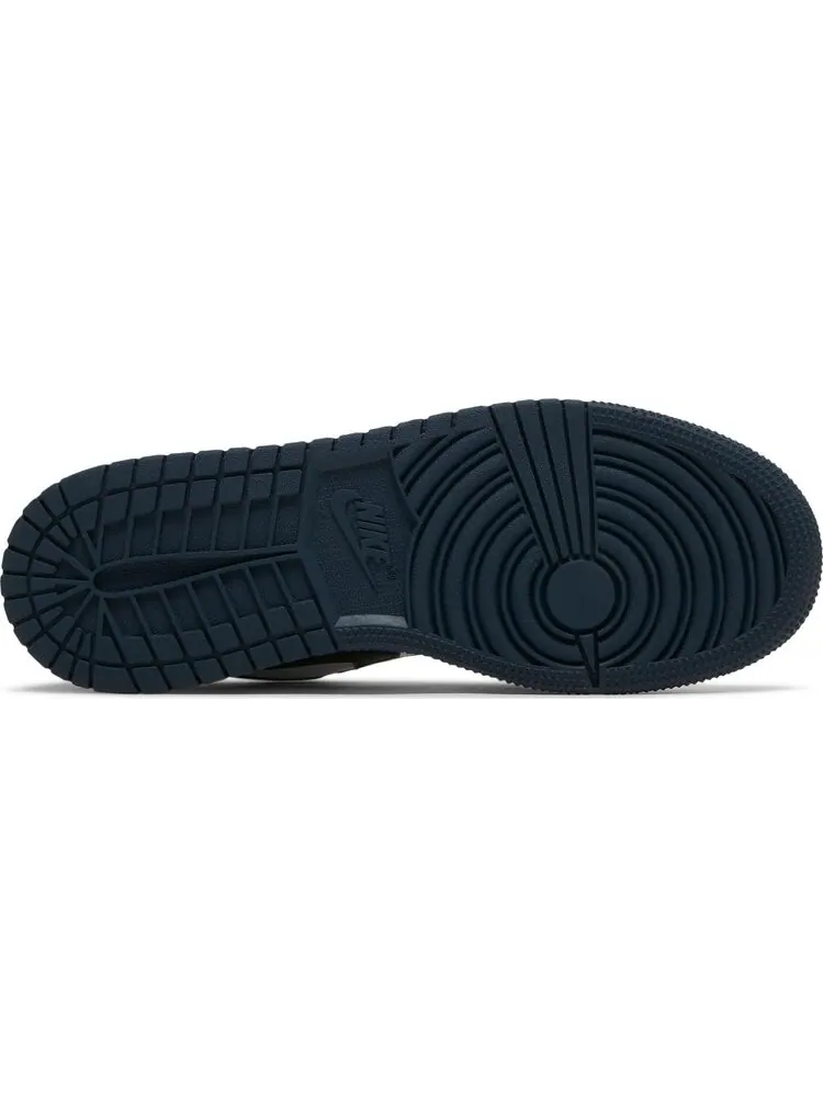 Кроссовки Air Jordan 1 Low GS Armory Navy — изображение 4 из 8, синий