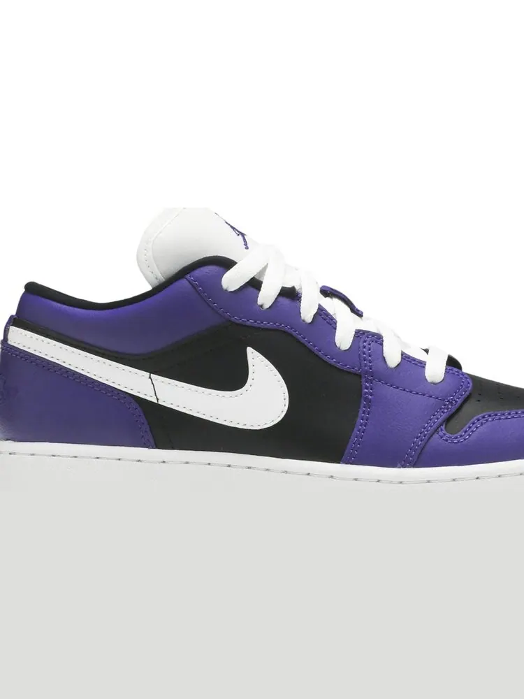 Кроссовки Air Jordan 1 Low GS Black Court Purple — изображение 2 из 8, фиолетовый