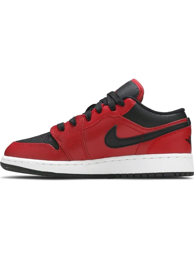 Кроссовки Air Jordan 1 Low GS Reverse Bred — изображение 3 из 8, белый красный
