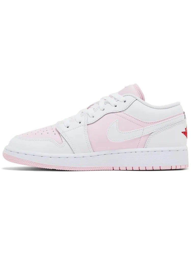 Кроссовки Air Jordan 1 Low GS 'Pink Foam' — изображение 3 из 4, розовый
