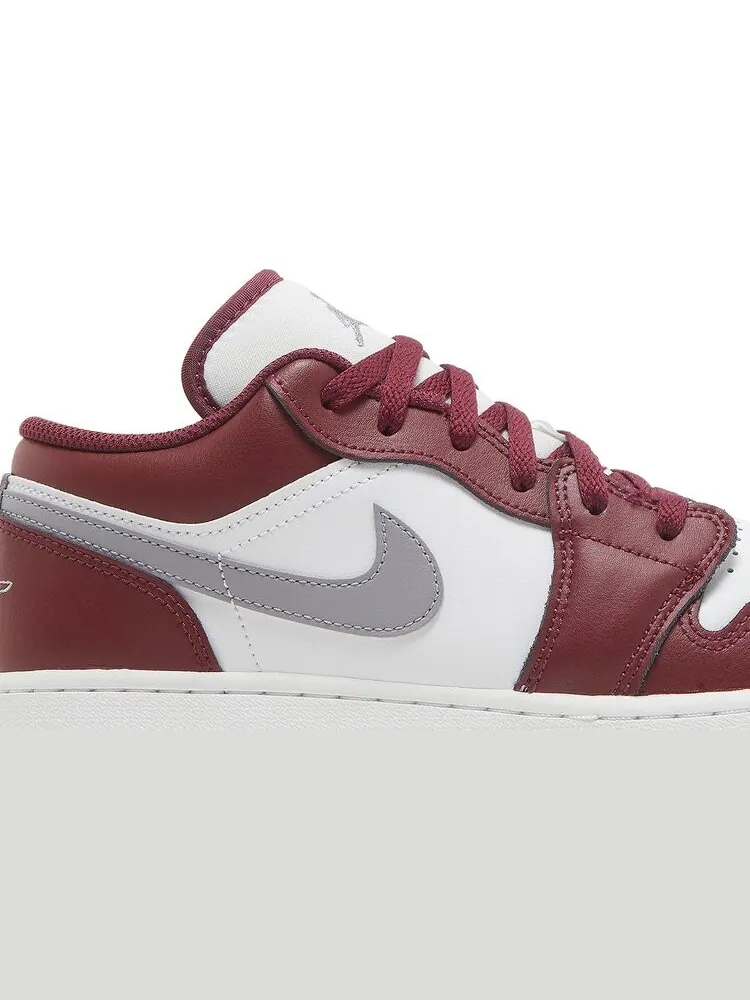 Кроссовки Air Jordan 1 Low GS Cherrywood Red — изображение 2 из 8, красный