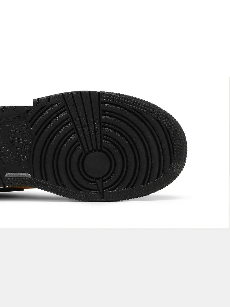 Кроссовки Air Jordan 1 Low GS University Gold Black — изображение 5 из 8, золото