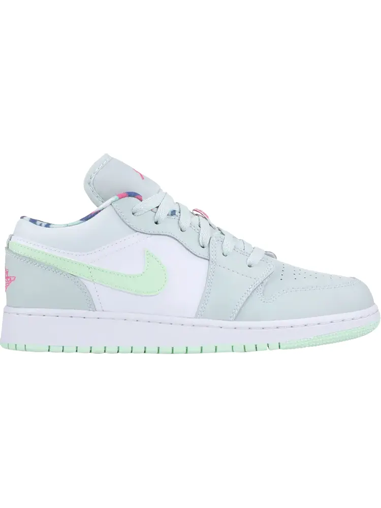 Кроссовки Air Jordan 1 Low GS Barely Grey Spruce — изображение 1 из 1, серый