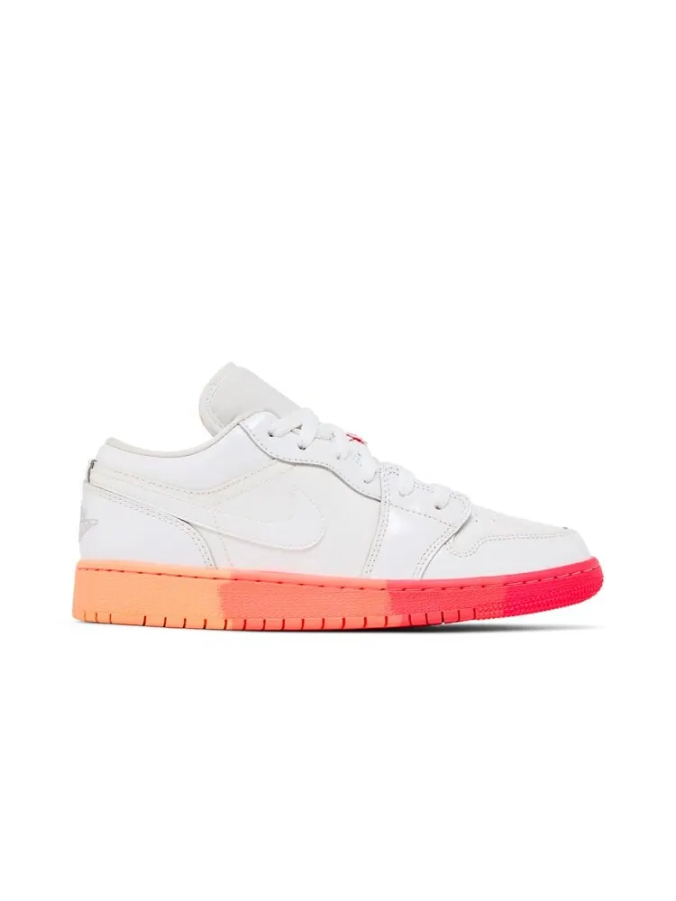 Кроссовки Air Jordan 1 Low GS — изображение 1 из 4, белый