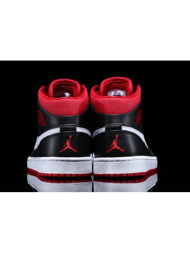 Кроссовки Air Jordan 1 Mid 'Black Gym Red' — изображение 4 из 4, черный