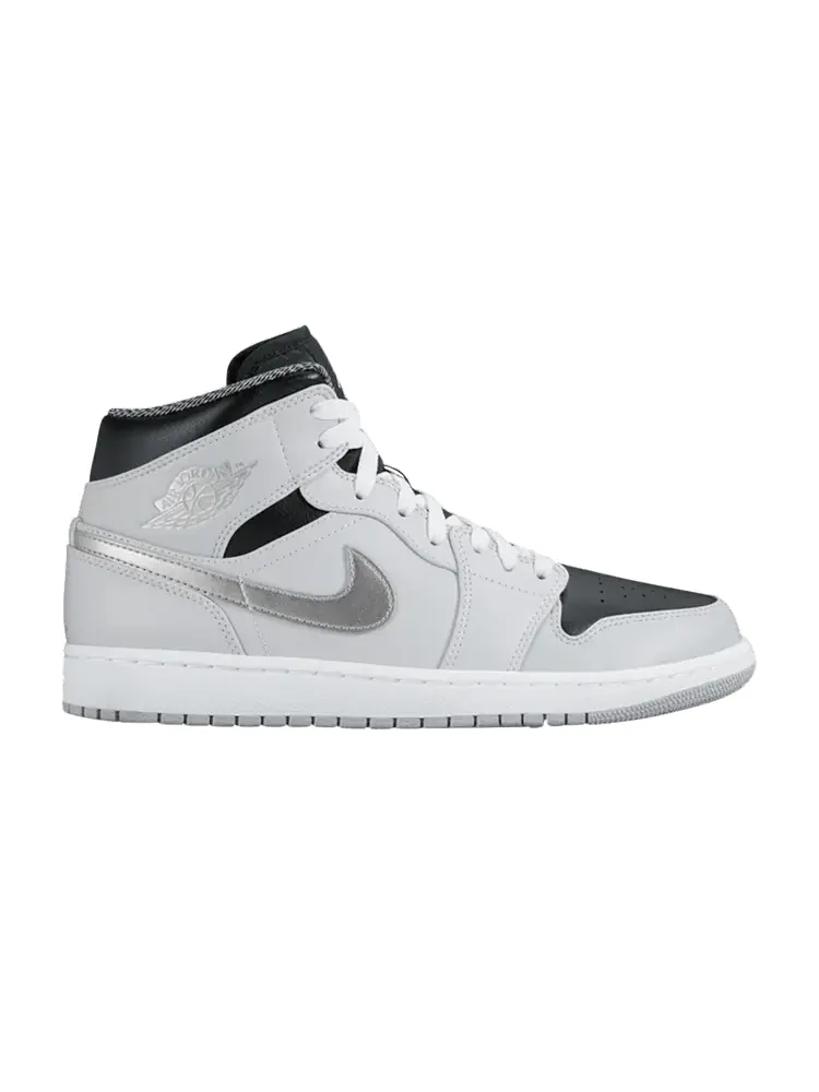Кроссовки Air Jordan Air Jordan 1 Retro Mid 'Wolf Grey' — изображение 1 из 1, серый/черный-белый