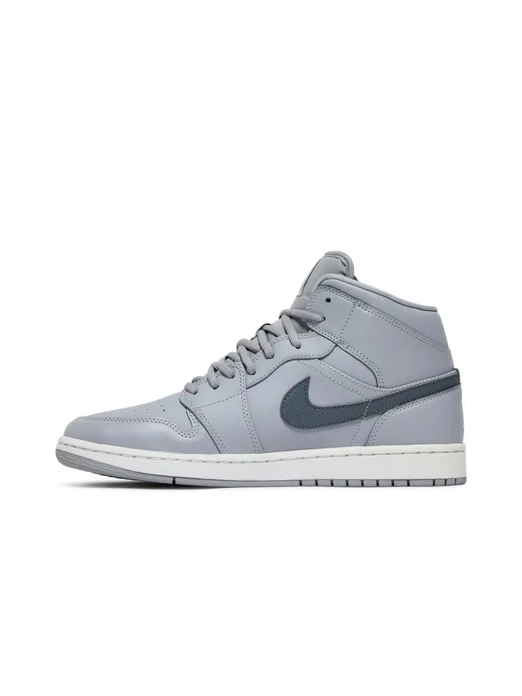 Кроссовки Air Jordan 1 Mid 'Wolf Grey' — изображение 3 из 4, серый