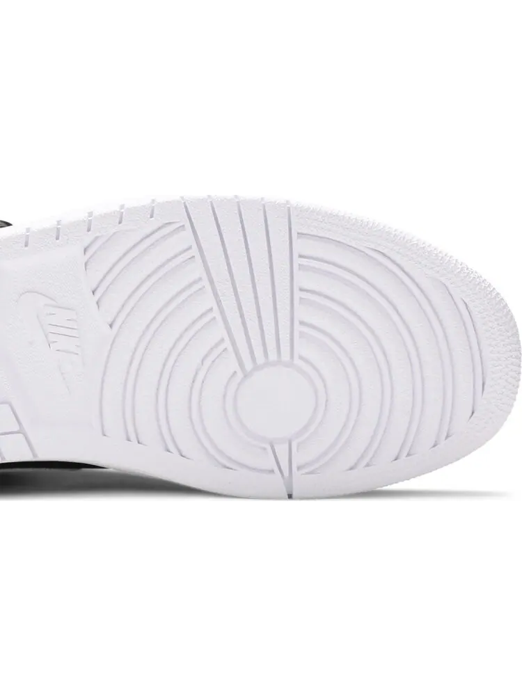 Кроссовки Air Jordan 1 Retro Mid Black White — изображение 5 из 8, черный