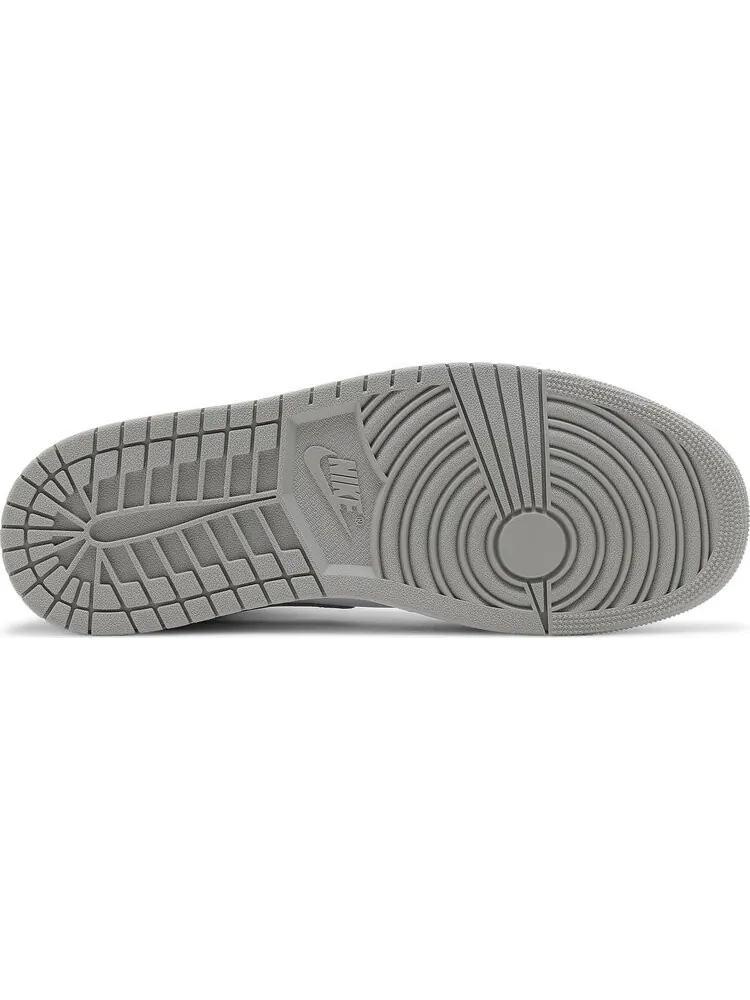 Кроссовки Air Jordan 1 Mid College Grey — изображение 4 из 8, серый