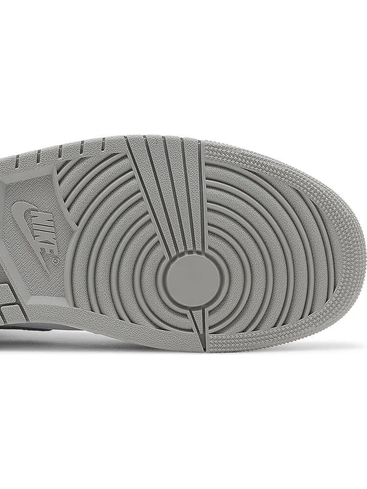 Кроссовки Air Jordan 1 Mid College Grey — изображение 5 из 8, серый