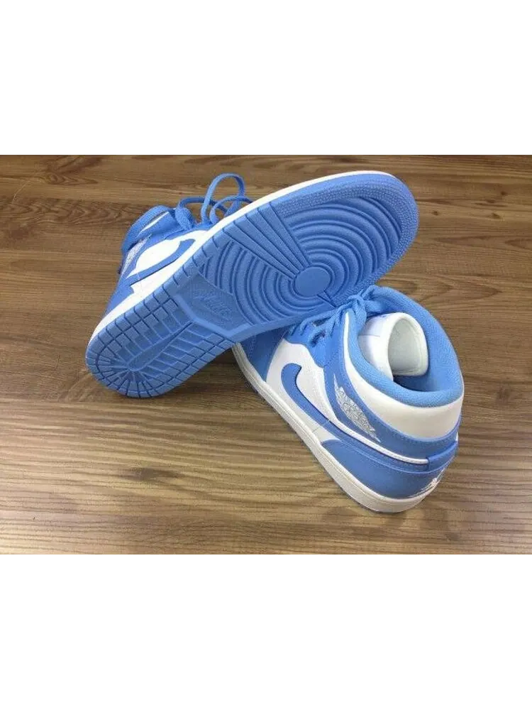 Кроссовки Air Jordan 1 Mid UNC — изображение 7 из 7, белый