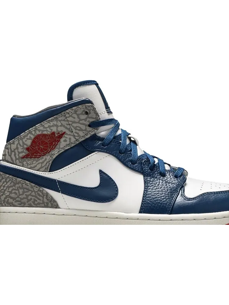 Кроссовки Air Jordan 1 Mid True Blue — изображение 2 из 8, белый