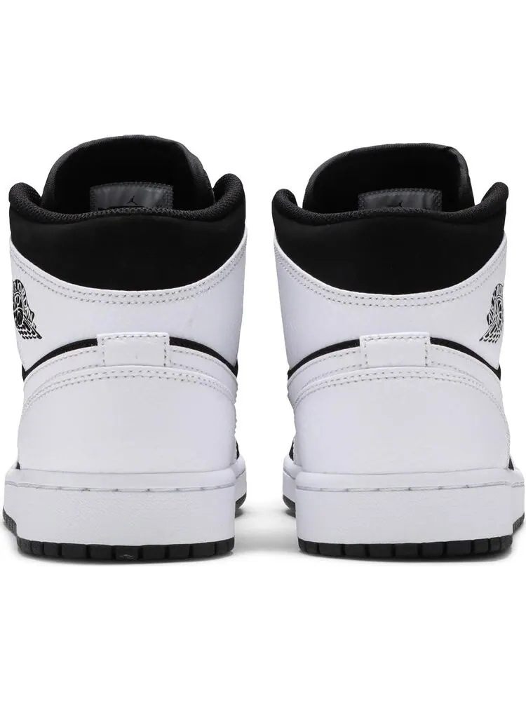 Кроссовки Air Jordan 1 Retro Mid Tuxedo — изображение 6 из 8, черный