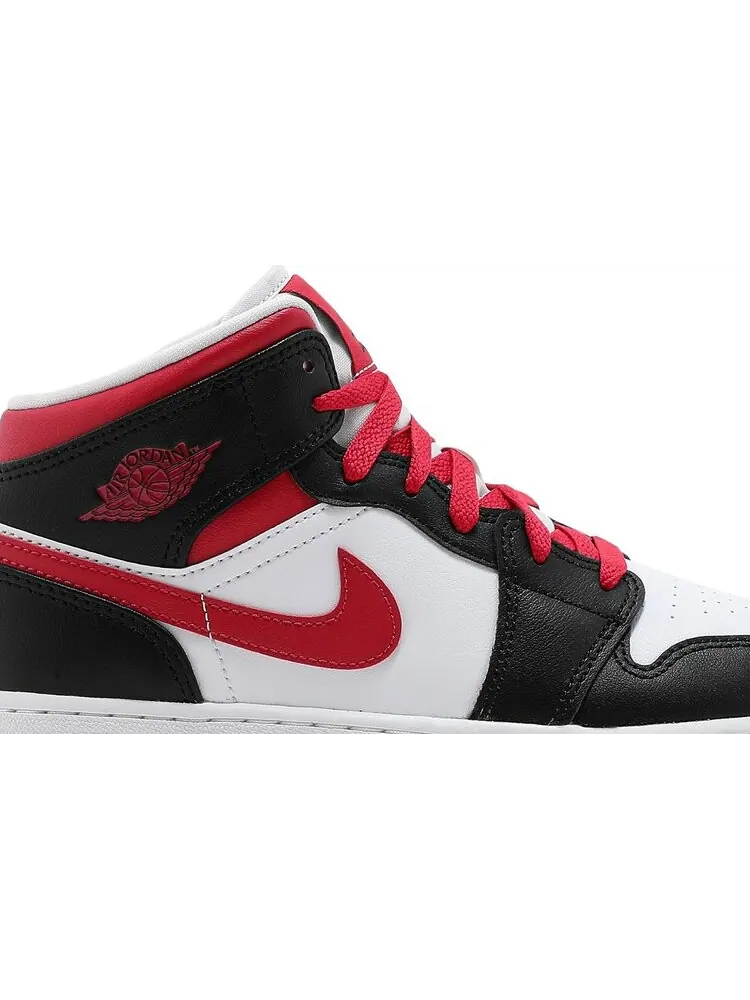 Кроссовки Air Jordan 1 Mid GS White Very Berry — изображение 2 из 8, белый