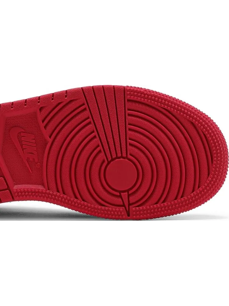 Кроссовки Air Jordan 1 Mid GS White Very Berry — изображение 5 из 8, белый