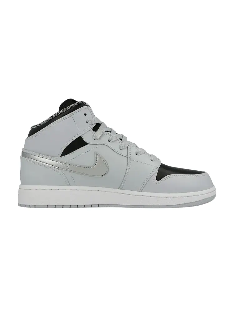 Кроссовки Air Jordan 1 Retro Mid GS 'Pure Platinum' — изображение 1 из 1, серый