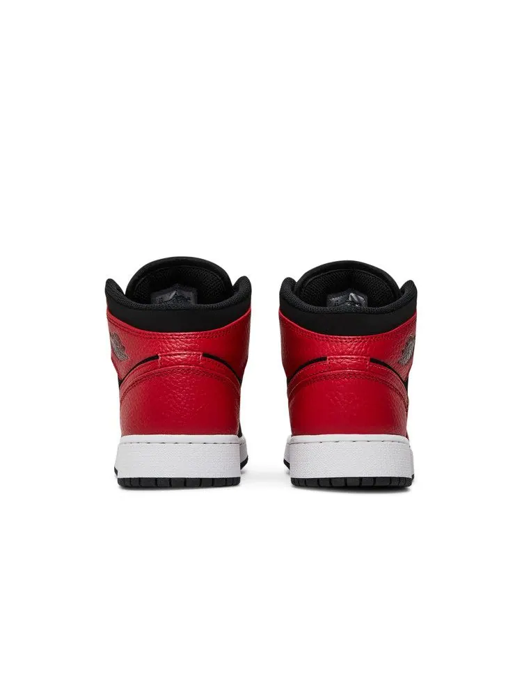 Кроссовки Air Jordan Air Jordan 1 Mid GS 'Black Gym Red' — изображение 7 из 9, черный/белый/красный