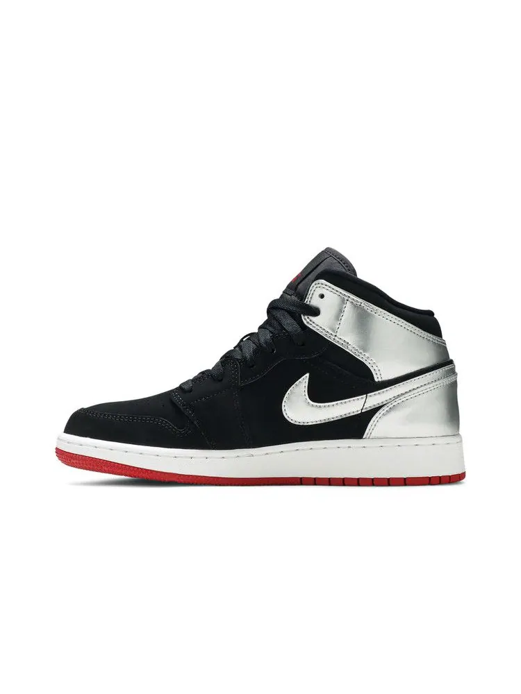 Кроссовки Air Jordan Air Jordan 1 Retro Mid GS 'Johnny Kilroy' — изображение 4 из 9, черный/красный