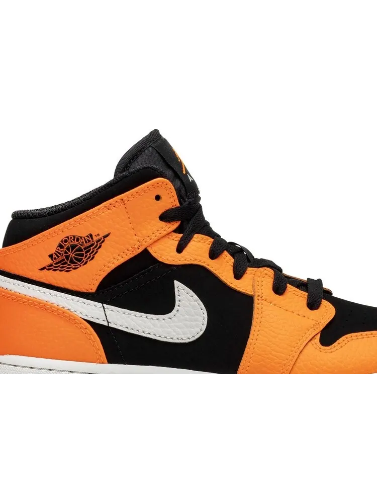 Кроссовки Air Jordan 1 Retro Mid GS Orange Black — изображение 2 из 8, оранжевый