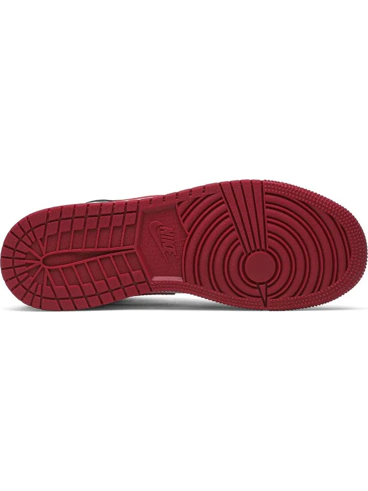 Кроссовки Air Jordan 1 Mid GS Noble Red — изображение 4 из 8, красный