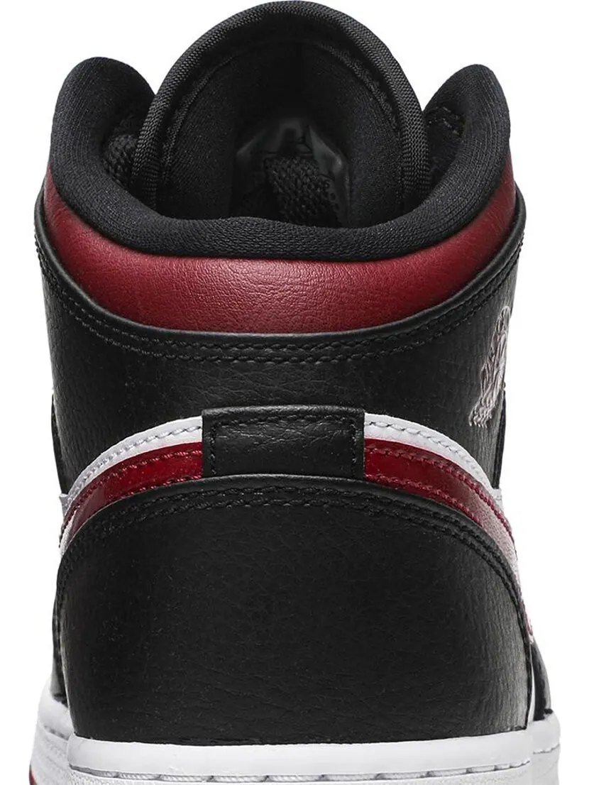 Кроссовки Air Jordan 1 Mid GS Noble Red — изображение 7 из 8, красный