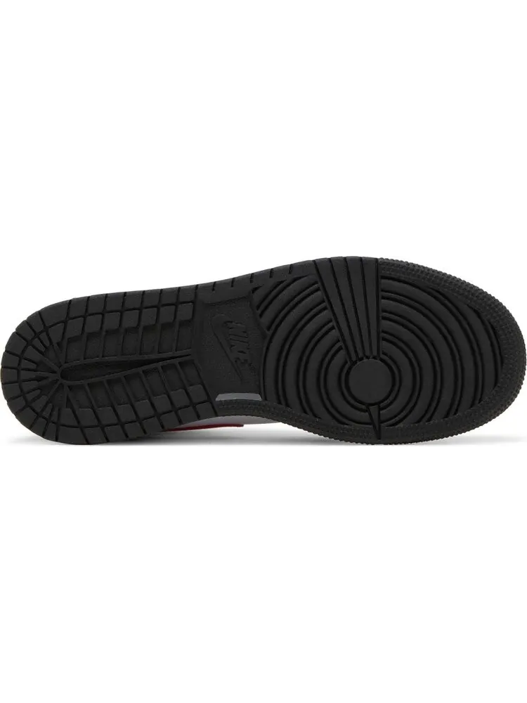 Кроссовки Air Jordan 1 Mid GS Black Fire Red — изображение 4 из 8, черный