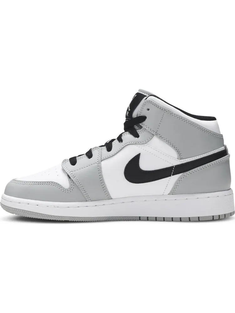 Кроссовки Air Jordan 1 Mid GS Light Smoke — изображение 3 из 8, серый