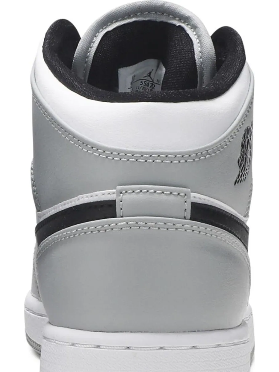 Кроссовки Air Jordan 1 Mid GS Light Smoke — изображение 7 из 8, серый