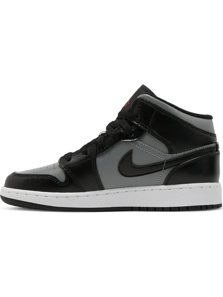 Кроссовки Air Jordan 1 Mid GS Shadow — изображение 3 из 8, серый