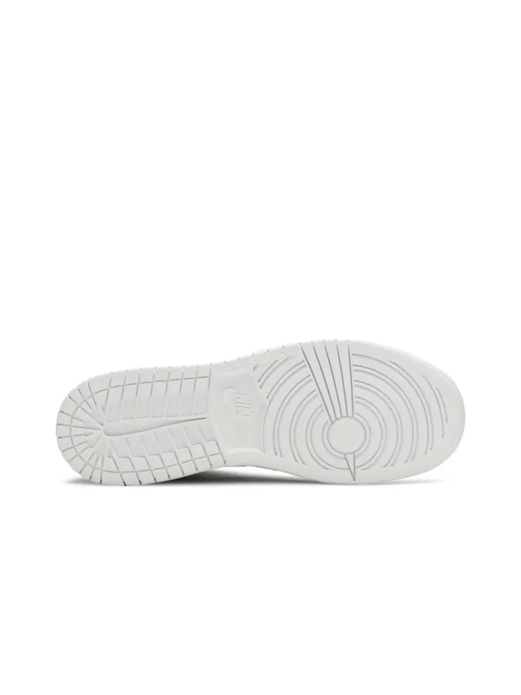 Кроссовки Air Jordan 1 Retro Mid GS 'Triple White' — изображение 4 из 4, белый