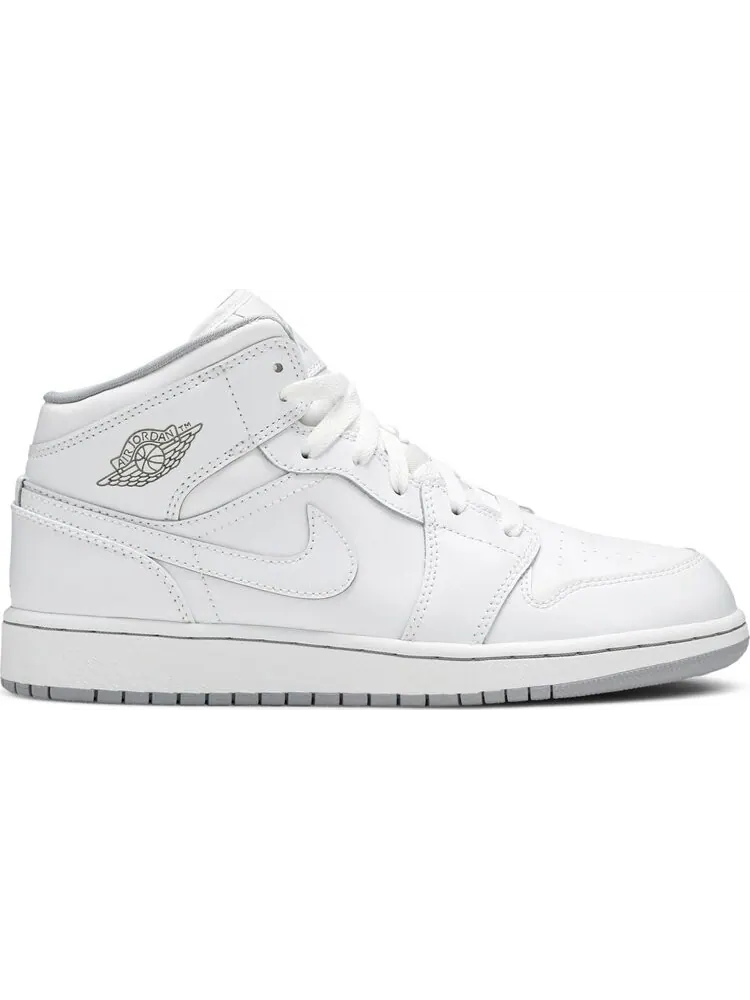 Кроссовки Air Jordan 1 Retro Mid GS White Wolf Grey — изображение 1 из 8, белый