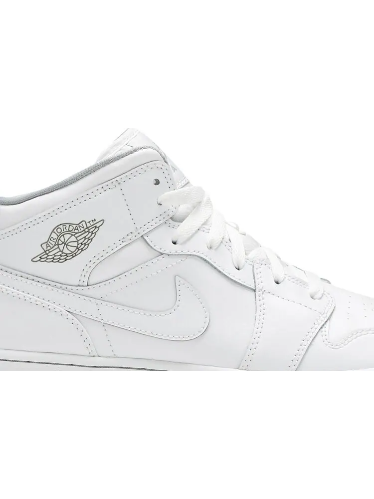 Кроссовки Air Jordan 1 Retro Mid GS White Wolf Grey — изображение 2 из 8, белый