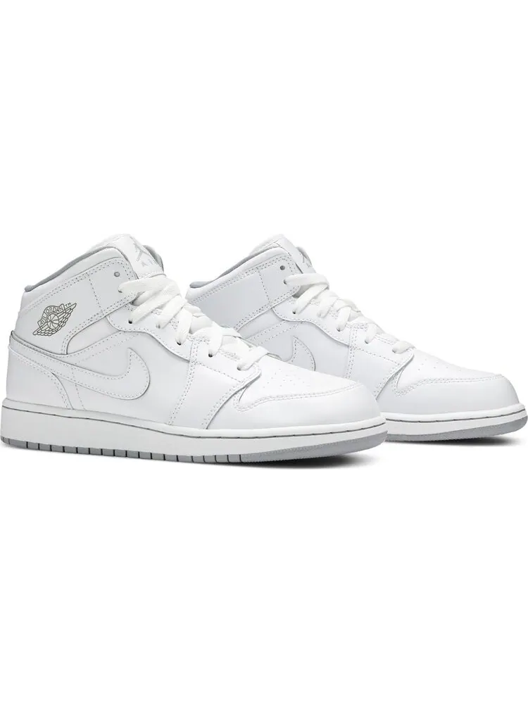 Кроссовки Air Jordan 1 Retro Mid GS White Wolf Grey — изображение 8 из 8, белый